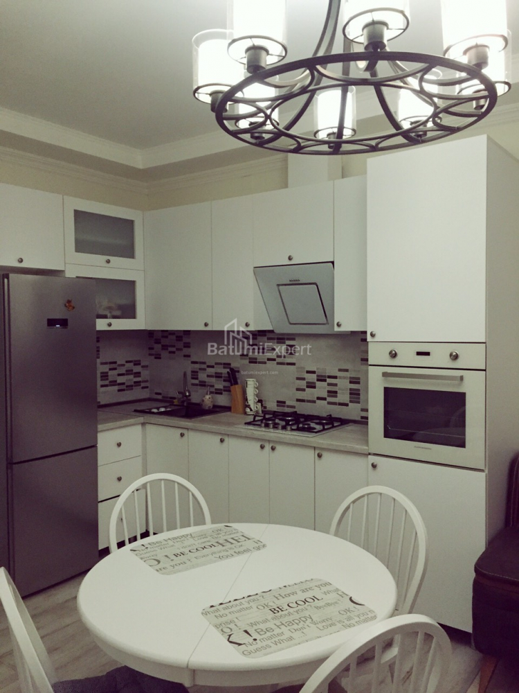 Daire 78 m² Daire - Kral Parnavaz, Batumi, Gürcistan