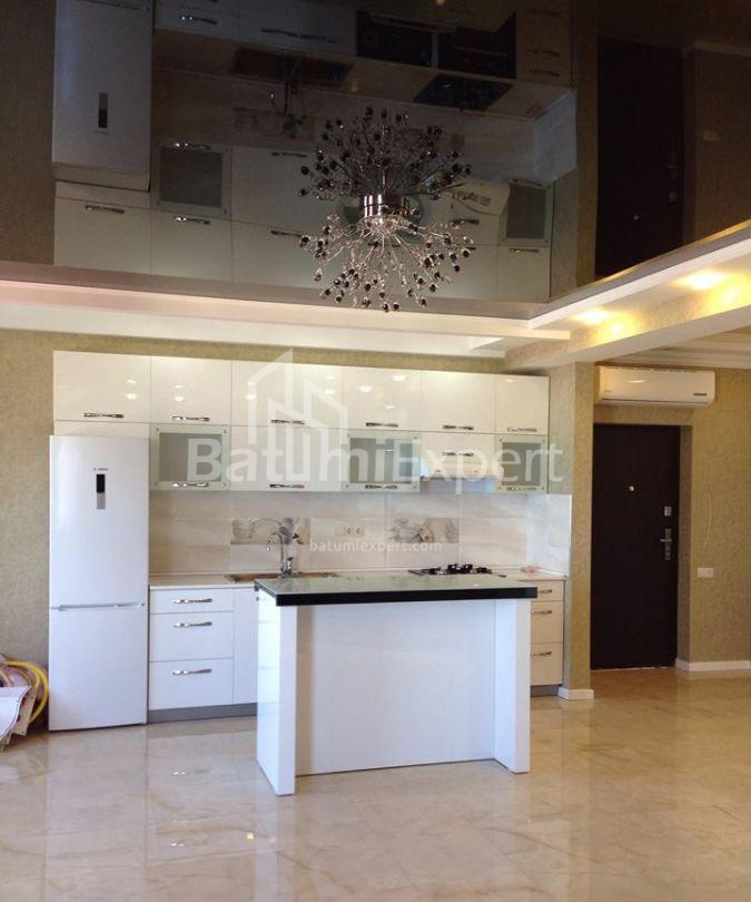 Daire 86 m² Daire - Rustaveli, Batumi, Gürcistan
