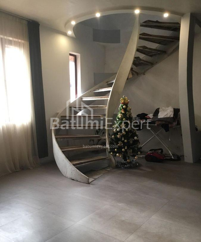 Daire 115 m² Daire - Yurievskaya, Batumi, Gürcistan