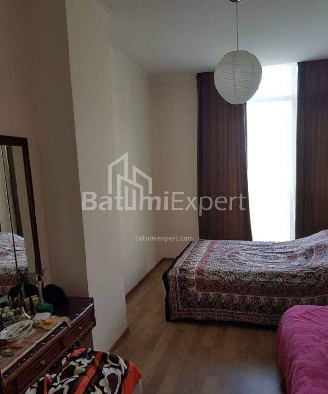 Daire 92 m² Daire - Yurievskaya, Batumi, Gürcistan