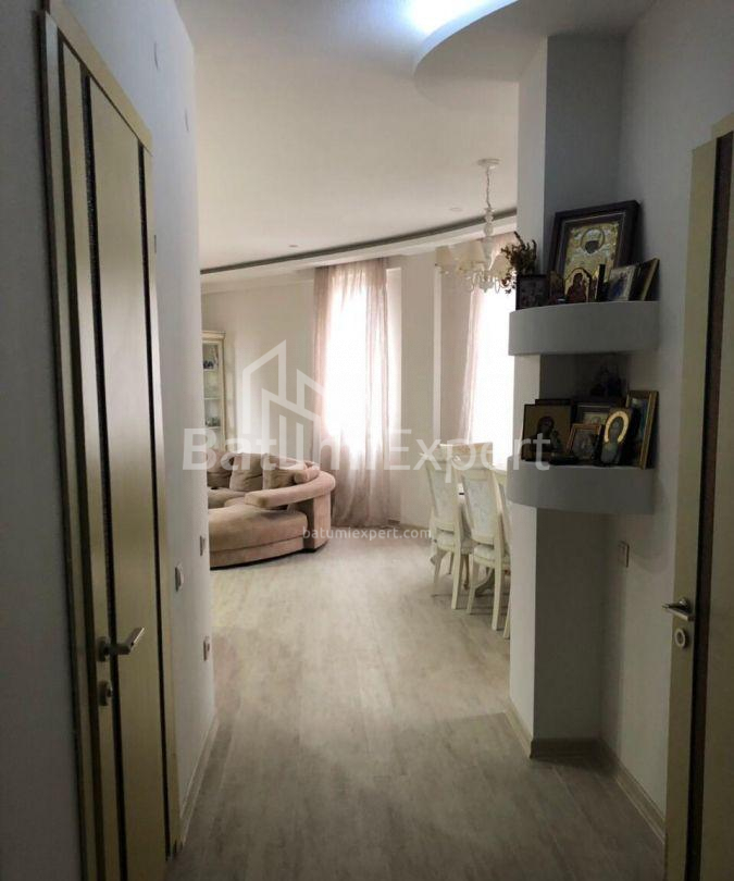 Daire 113 m² Daire - Yurievskaya, Batumi, Gürcistan