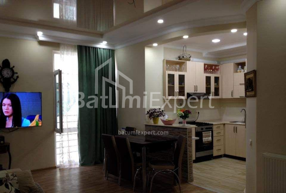 Daire 77 m² Daire - Yurievskaya, Batumi, Gürcistan