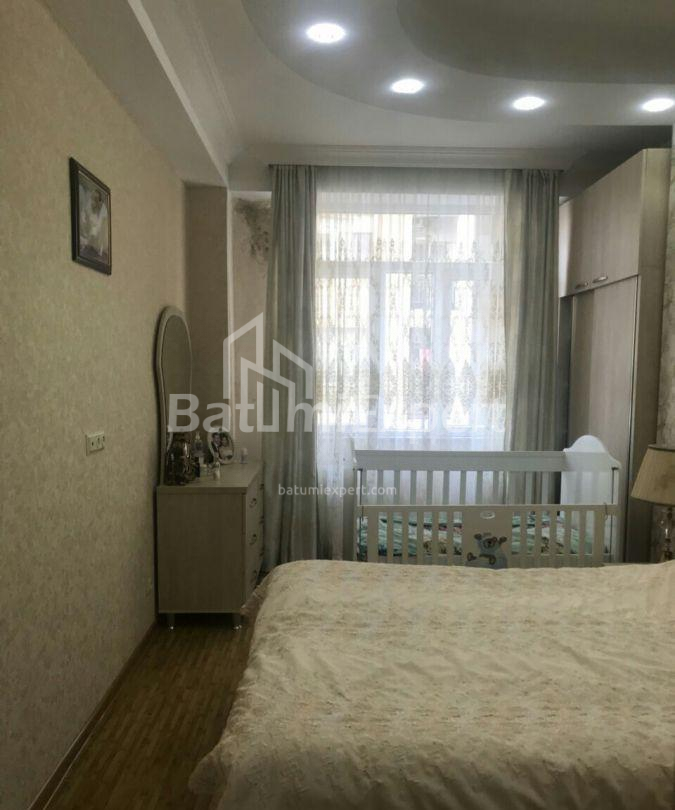 Daire 97 m² Daire - Şalva Inasaridze, Batumi, Gürcistan