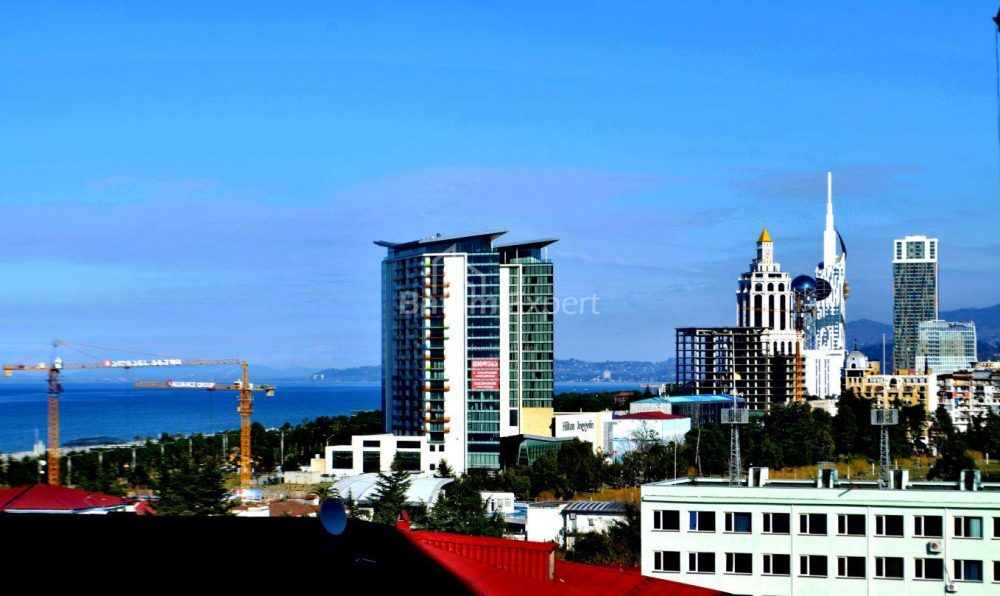 Daire 150 m² Daire - Şerif Khimshiashvili, Batumi, Gürcistan