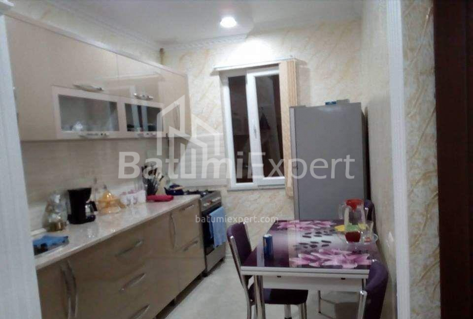 Daire 76 m² Daire - Yusuf Kobaladze, Batumi, Gürcistan