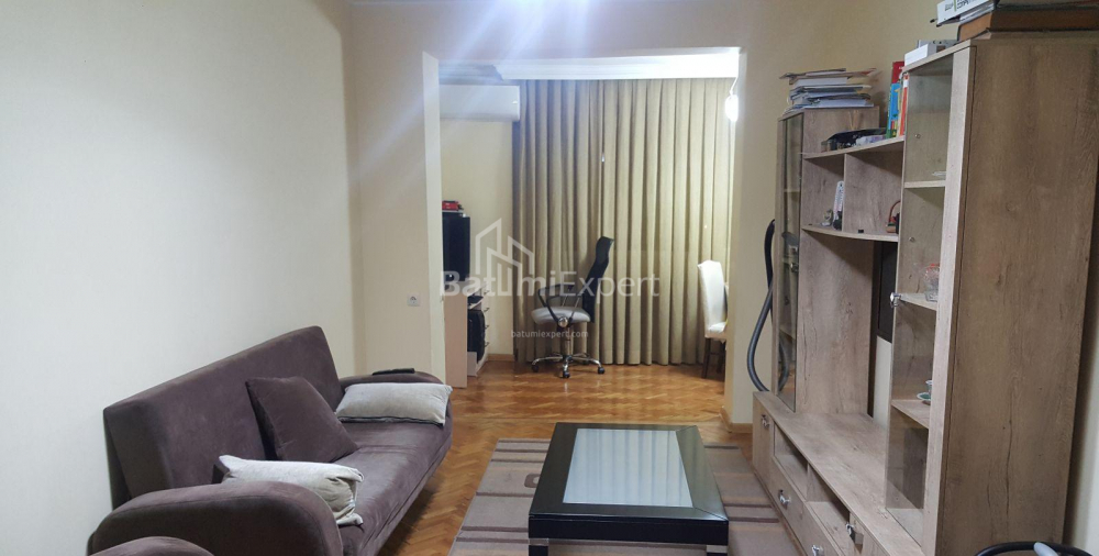 Daire 85 m² Daire - Mihail Lermontov, Batumi, Gürcistan