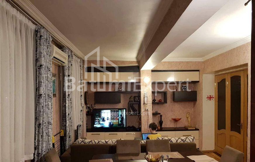 Daire 123 m² Daire - Yurievskaya, Batumi, Gürcistan