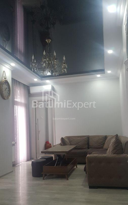 Daire 75 m² Daire - Mihail Lermontov, Batumi, Gürcistan