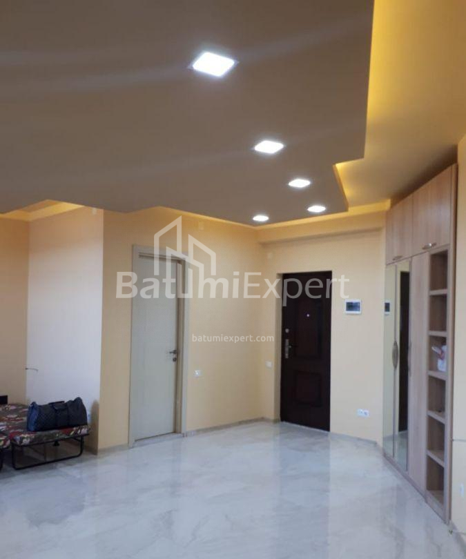 Daire 73 m² Daire - Mihail Lermontov, Batumi, Gürcistan