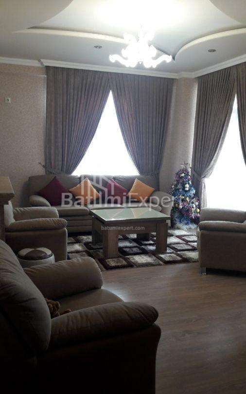 Daire 77 m² Daire - David Agmashenebli, Batumi, Gürcistan