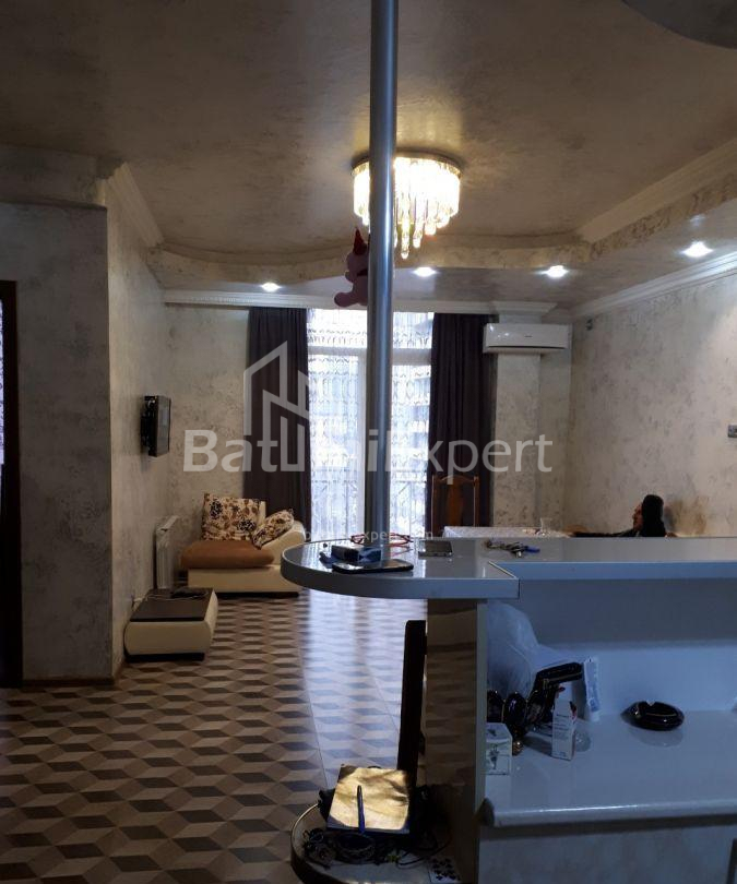 Daire 110 m² Daire - Galaktion Tabidze, Batumi, Gürcistan