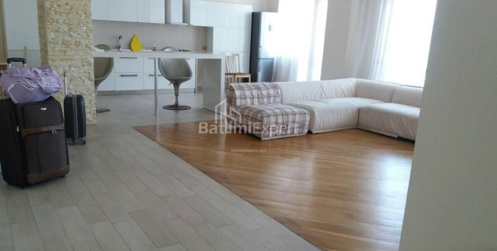 Daire 160 m² Daire - İlya Çavçavadze, Batumi, Gürcistan