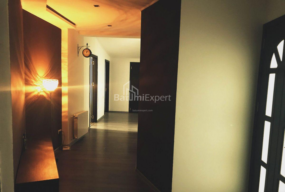 Daire 143 m² Daire - Yusuf Kobaladze, Batumi, Gürcistan