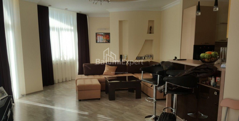 Daire 133 m² Daire - Stefan Zubalaşvili, Batumi, Gürcistan