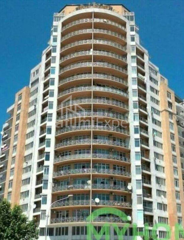 Daire 73 m² Daire - Mihail Lermontov, Batumi, Gürcistan
