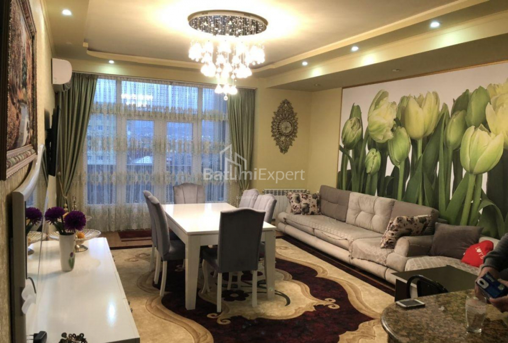 Daire 118 m² Daire - 26 Mayıs, Batumi, Gürcistan