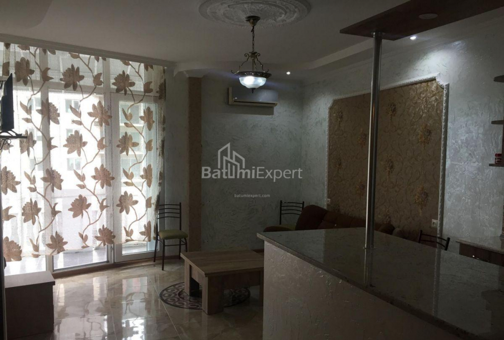 Daire 60 m² Daire - Şerif Khimshiashvili, Batumi, Gürcistan