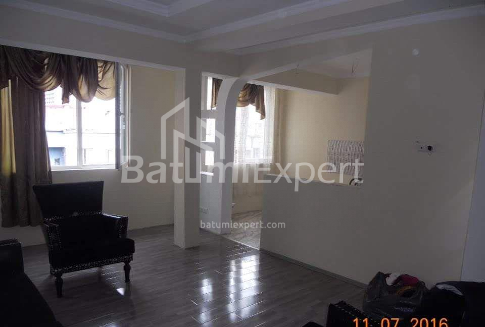 Daire 60 m² Daire - General Aslan Abashidze, Batumi, Gürcistan