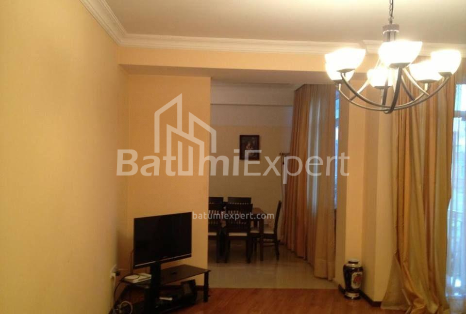 Daire 100 m² Daire - Yurievskaya, Batumi, Gürcistan