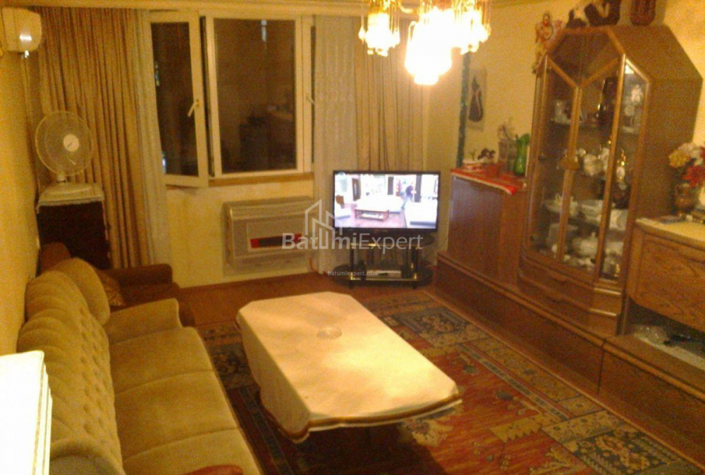 Daire 90 m² Daire - Yusuf Kobaladze, Batumi, Gürcistan