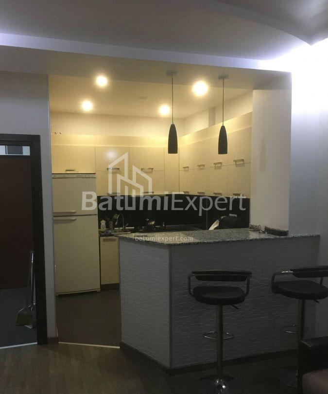 Daire 56 m² Daire - Şerif Khimshiashvili, Batumi, Gürcistan