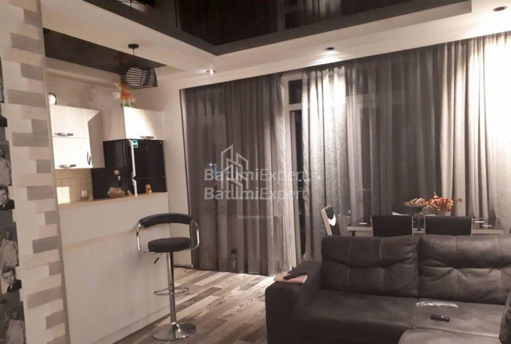 Daire 67 m² Daire - Şerif Khimshiashvili, Batumi, Gürcistan