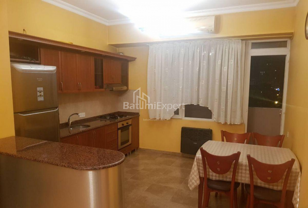 Daire 100 m² Daire - Yurievskaya, Batumi, Gürcistan