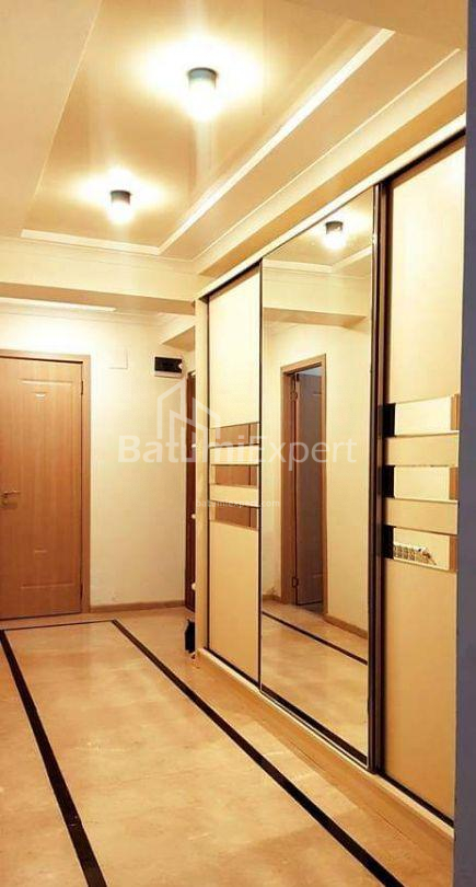 Daire 77 m² Daire - Kral Parnavaz, Batumi, Gürcistan