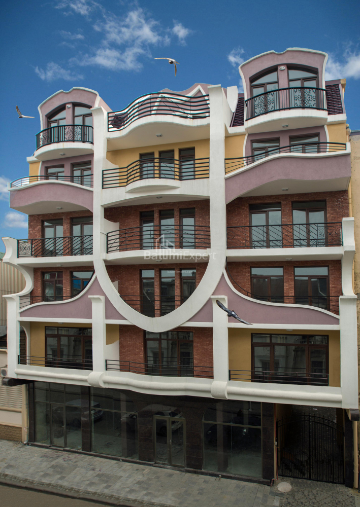 Daire 60.8 m² Daire - israfila jincharadze, Batumi, Gürcistan