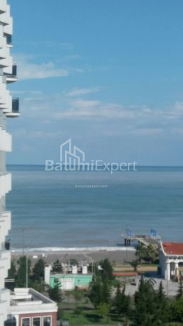 Daire 70 m² Daire - Şerif Khimshiashvili, Batumi, Gürcistan