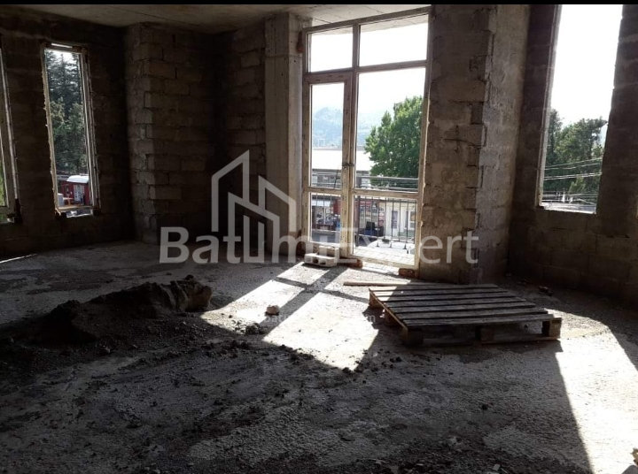 Emlak inşaat halinde 78 m² Daire - Halvaşi, Khelvachauri, Gürcistan