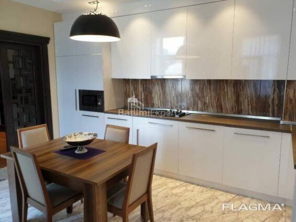 Daire 90 m² Daire - Vazha-Pshavela, Batumi, Gürcistan