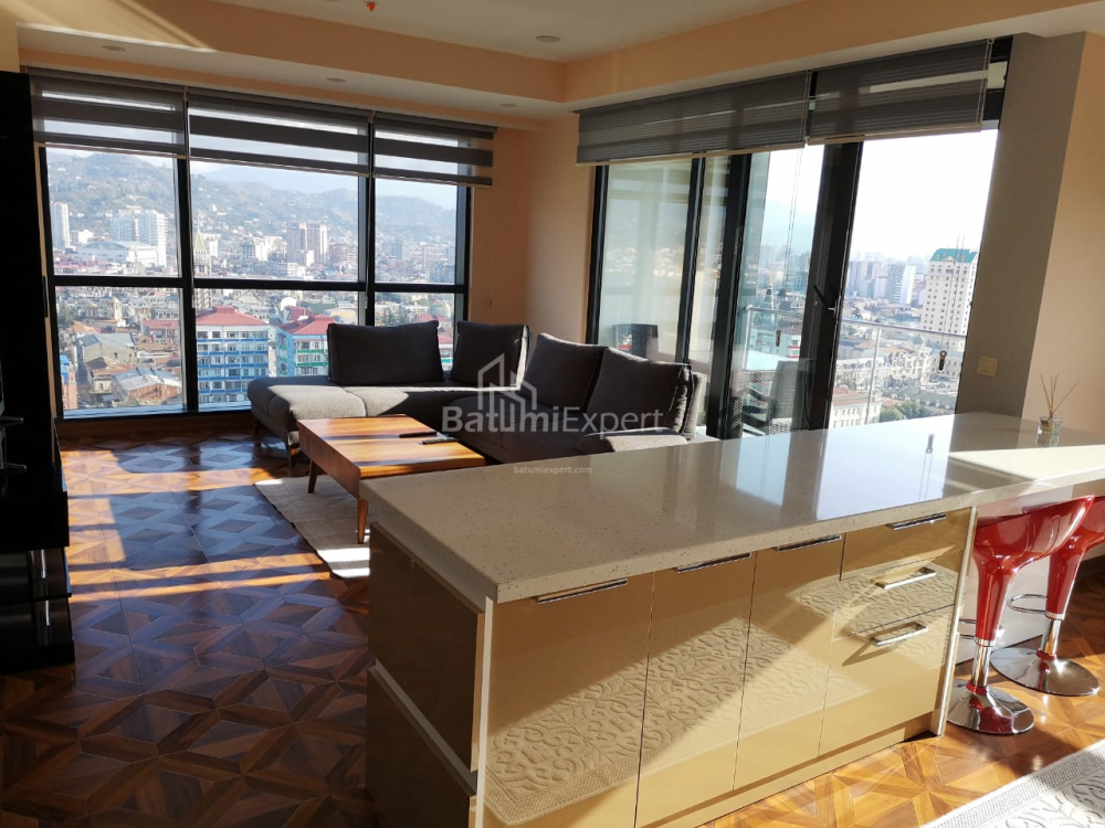 Daire 90 m² Daire - Rustaveli, Batumi, Gürcistan