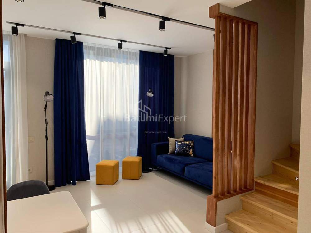 Mesken 110.7 m² Daire - havaalanı karayolu, Batumi, Gürcistan