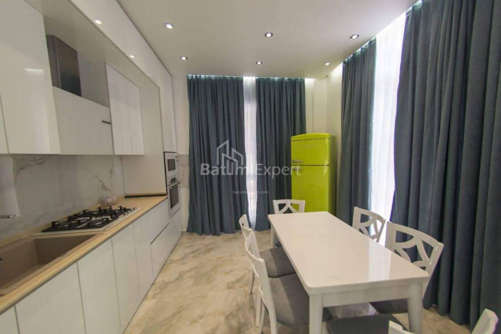 Mesken 170 m² Daire - havaalanı karayolu, Batumi, Gürcistan
