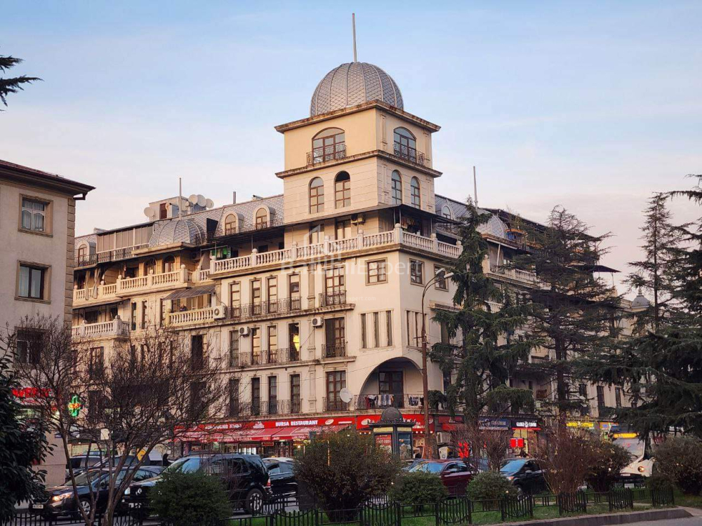 Daire 43 m² Daire - Zviada Gamsahurdia, Batumi, Gürcistan