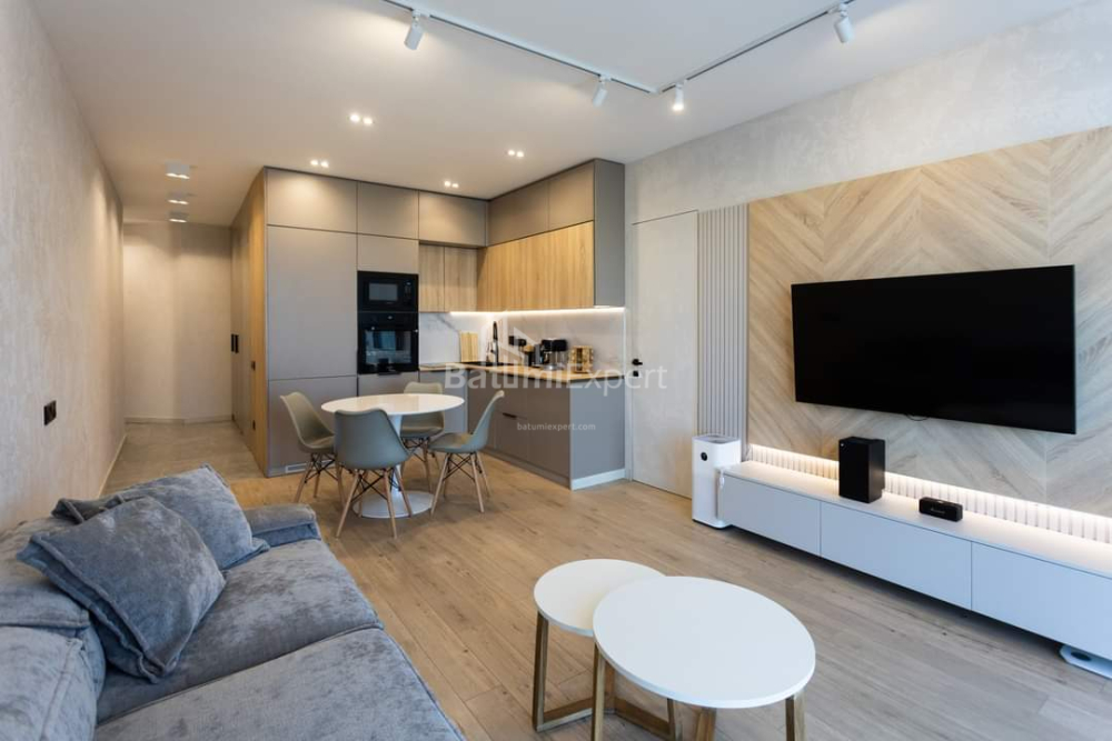Daire 70 m² Daire - Lech ve Maria Kachinsky, Batumi, Gürcistan