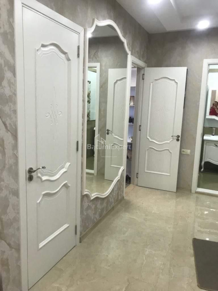 Daire 70 m² Daire - İlya Çavçavadze, Batumi, Gürcistan