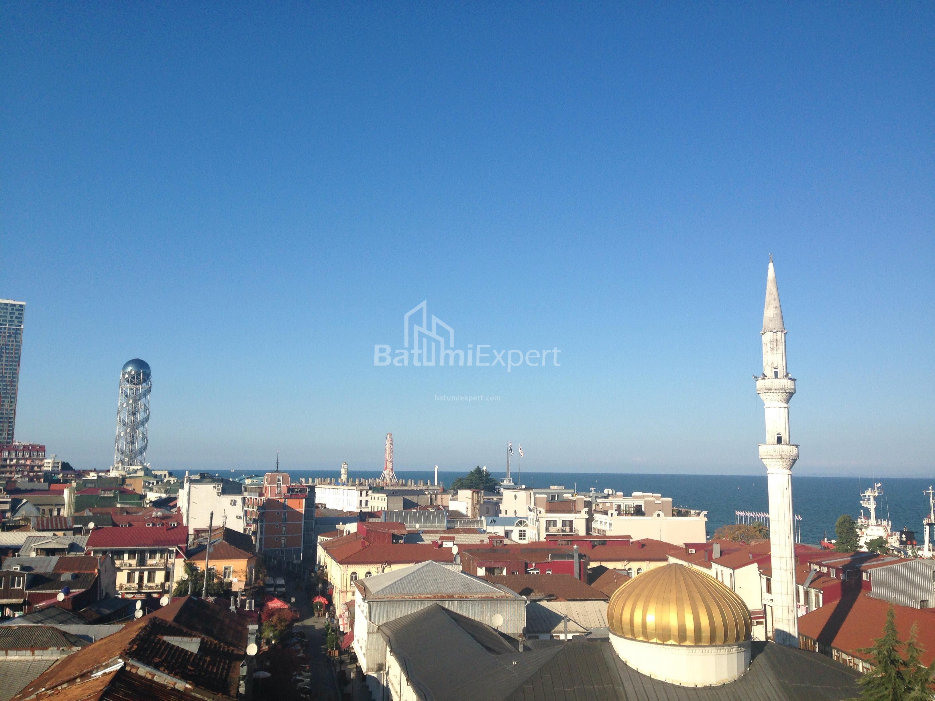 Daire 72 m² Daire - Zviada Gamsahurdia, Batumi, Gürcistan
