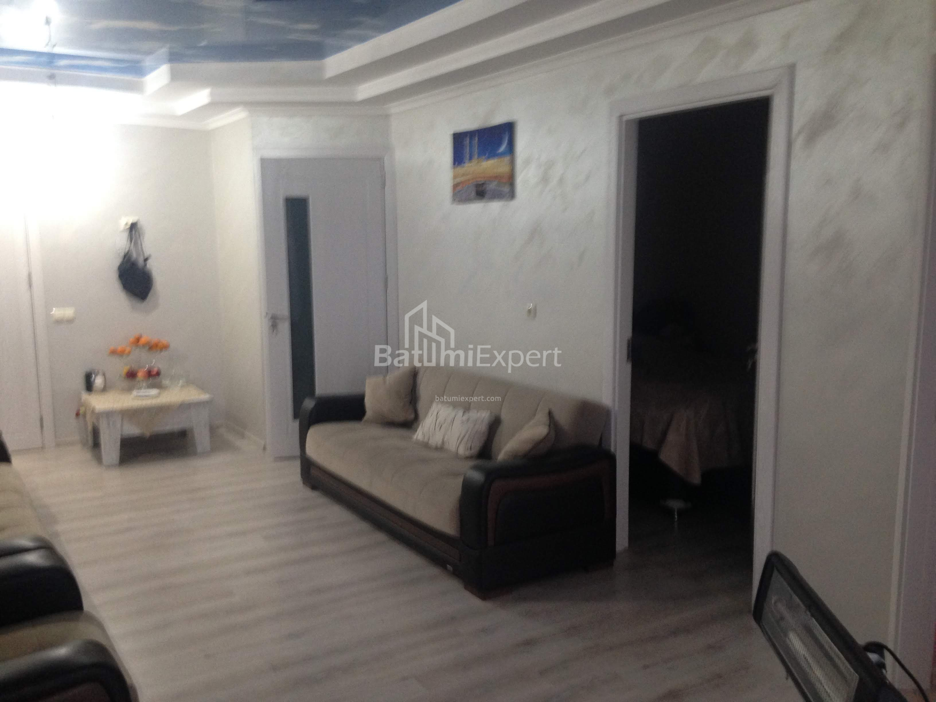 Daire 81 m² Daire - Şalva Inasaridze, Batumi, Gürcistan