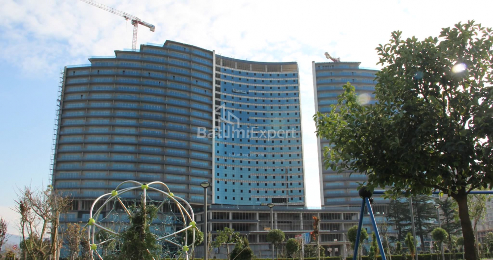 Daire 75.57 m² Daire - Lech ve Maria Kachinsky, Batumi, Gürcistan