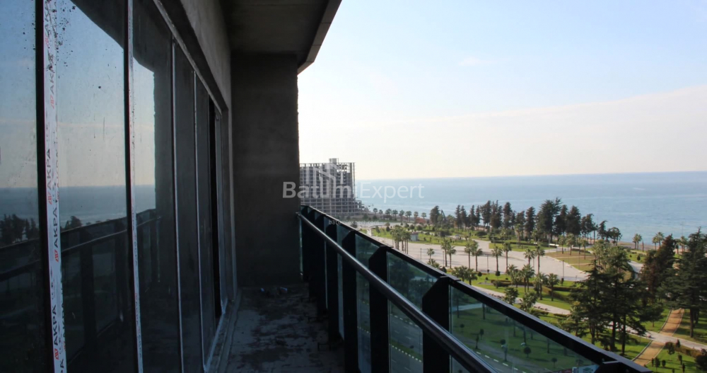 Daire 75.75 m² Daire - Lech ve Maria Kachinsky, Batumi, Gürcistan