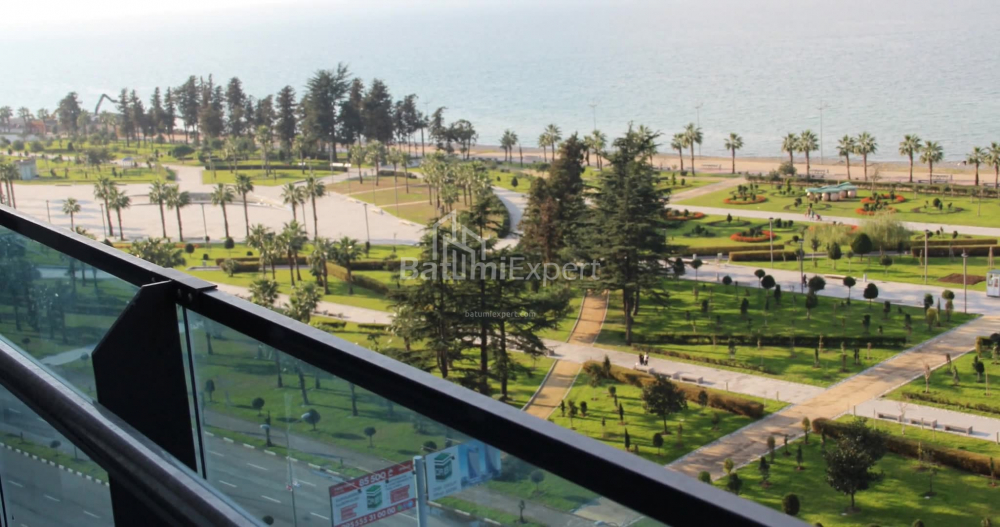 Daire 75.75 m² Daire - Lech ve Maria Kachinsky, Batumi, Gürcistan