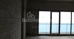 Daire 75.86 m² Daire - Lech ve Maria Kachinsky, Batumi, Gürcistan