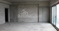Daire 75.86 m² Daire - Lech ve Maria Kachinsky, Batumi, Gürcistan