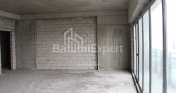 Daire 75.86 m² Daire - Lech ve Maria Kachinsky, Batumi, Gürcistan