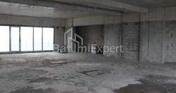 Daire 173.22 m² Daire - Lech ve Maria Kachinsky, Batumi, Gürcistan