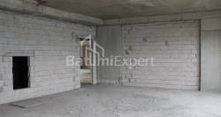 Daire 75.89 m² Daire - Lech ve Maria Kachinsky, Batumi, Gürcistan