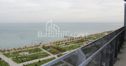 Daire 75.89 m² Daire - Lech ve Maria Kachinsky, Batumi, Gürcistan