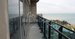 Daire 75.89 m² Daire - Lech ve Maria Kachinsky, Batumi, Gürcistan